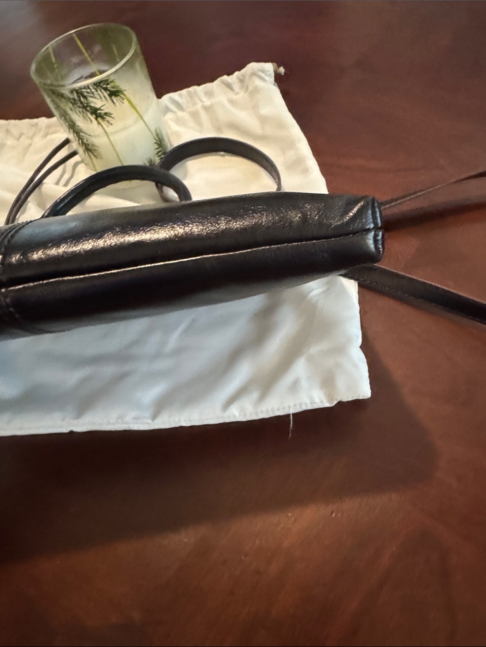 HOBO Black Leather Sable Crossbody - Excellent condition - Picture 4 of 10